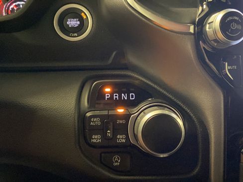 Used 2024 RAM 1500 Big Horn AWD/4WD image 21