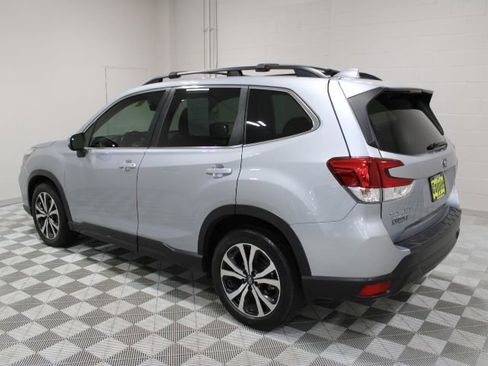 Used 2020 Subaru Forester Limited w/ Popular Package #3 image 5