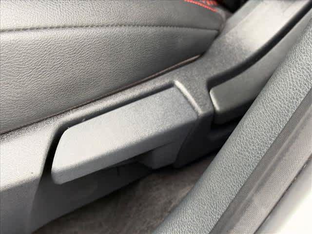 Used 2026 Nissan Kicks SR FWD image 17