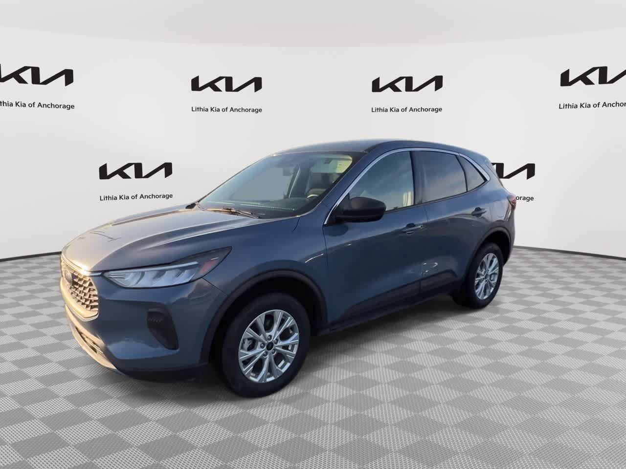 Used 2024 Ford Escape Active AWD/4WD image 4