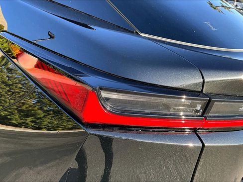 New 2026 Lexus RZ 350e image 12