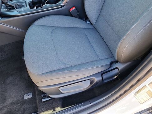 New 2025 Kia K4 LXS image 13