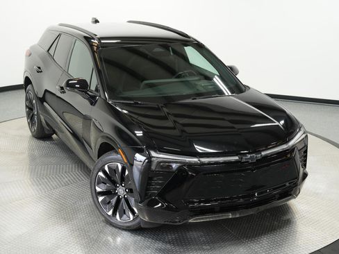 Used 2025 Chevrolet Blazer EV RS AWD/4WD image 45