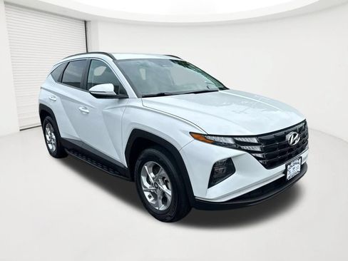 Certified 2022 Hyundai Tucson SEL w/ Cargo Package AWD/4WD image 3