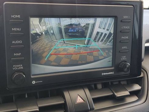 Used 2021 Toyota RAV4 LE FWD image 26