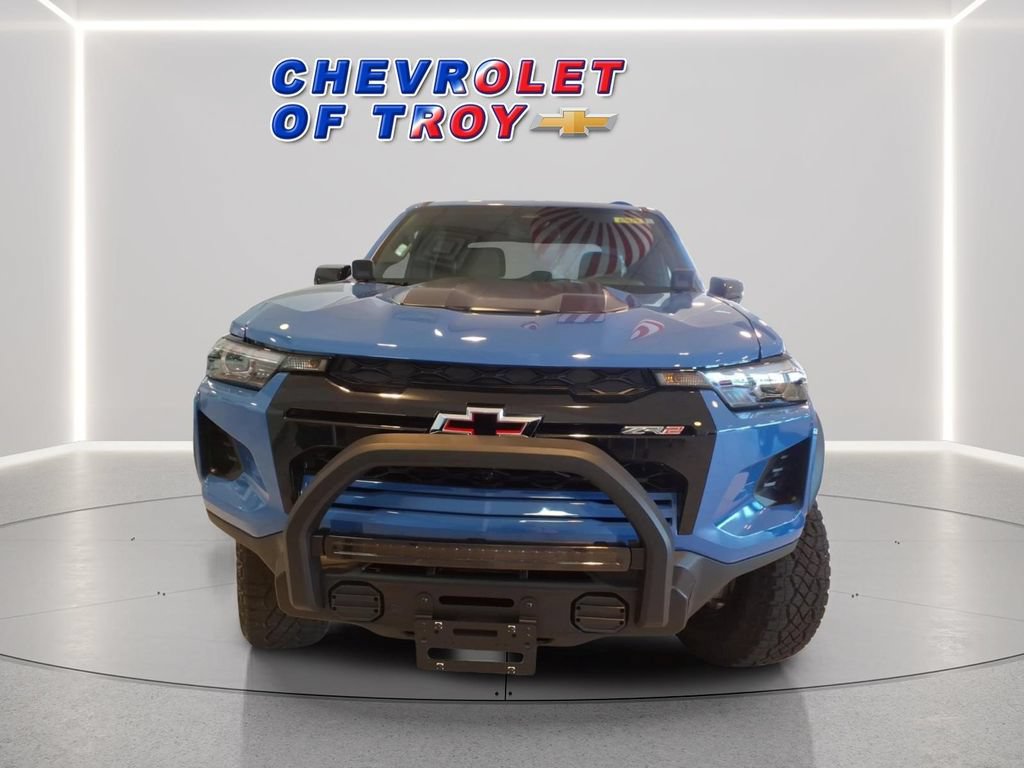 New 2026 Chevrolet Colorado ZR2 w/ Off-Road Front Bumper Package AWD/4WD image 2