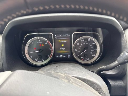 Used 2018 Nissan Titan PRO-4X w/ Pro-4x Convenience Package AWD/4WD image 7