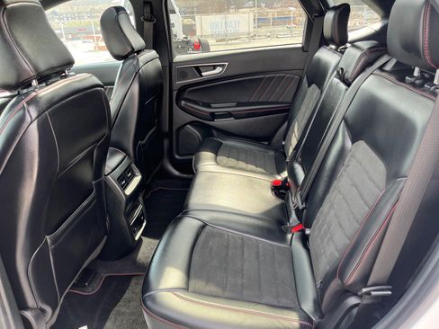 Certified 2024 Ford Edge ST-Line image 19