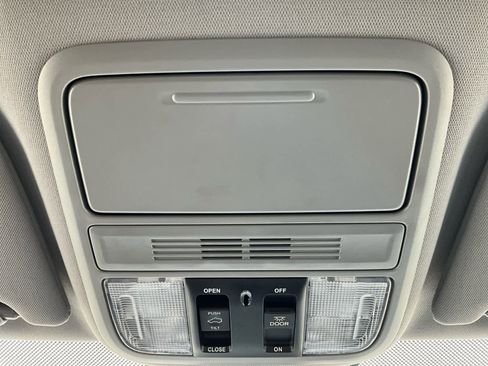 Used 2022 Honda Odyssey EX-L image 20