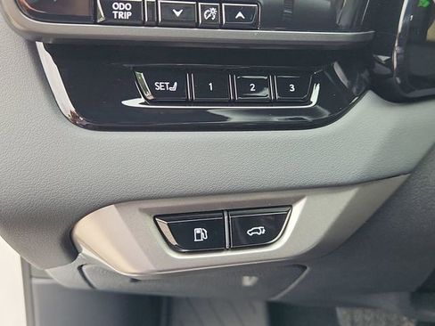 Used 2026 Lexus RX 350h w/ Convenience Package AWD/4WD image 18