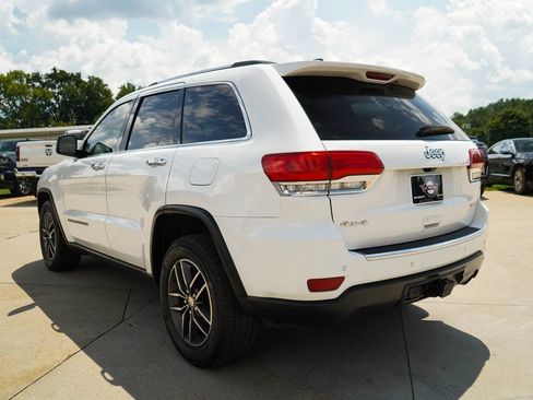 Used 2018 Jeep Grand Cherokee Limited w/ Trailer Tow Group IV AWD/4WD image 4
