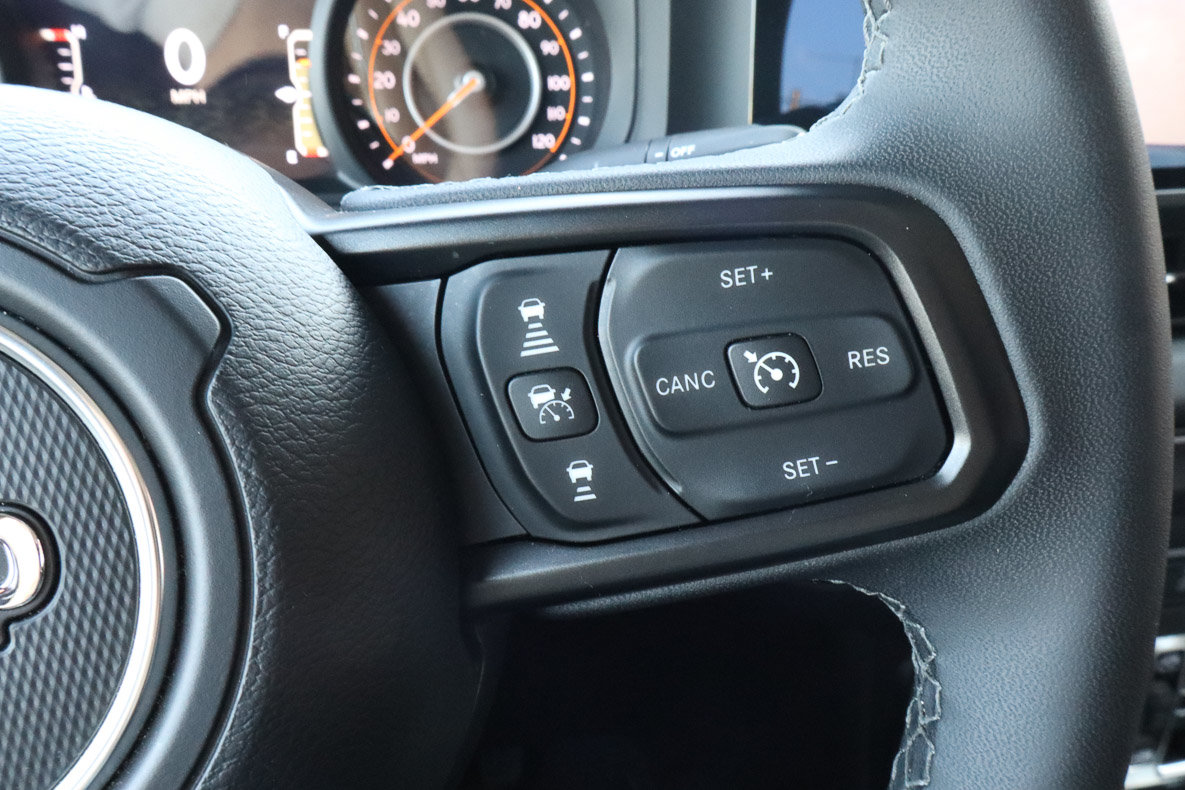 Used 2026 Jeep Gladiator Mojave AWD/4WD image 29