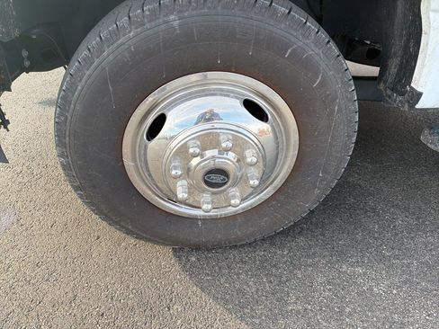 Used 2024 Ford F350 XL image 7