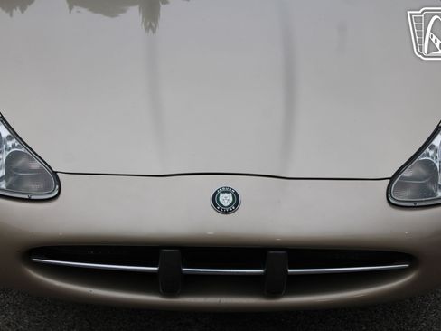 Used 1999 Jaguar XK8 Convertible RWD image 40