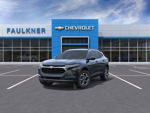New 2026 Chevrolet Trax LT w/ LT Convenience Package image 11