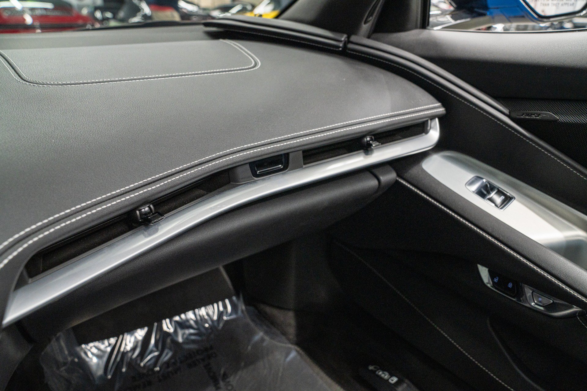 Used 2025 Chevrolet Corvette Z06 RWD image 30