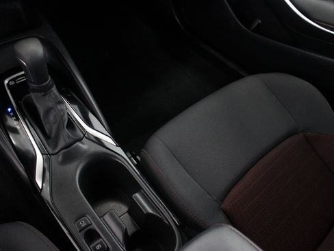 Used 2024 Toyota Corolla SE FWD image 16