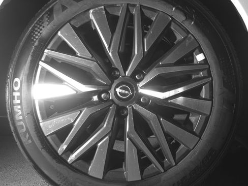 Used 2025 Nissan Altima 2.5 SV image 15