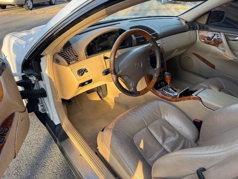 Used 2001 Mercedes-Benz CL 500 image 8