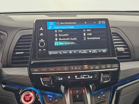 Used 2026 Honda Odyssey Elite image 27