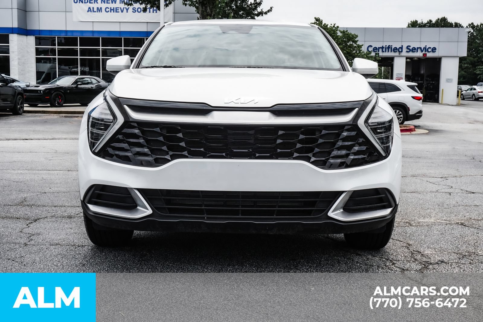 Used 2025 Kia Sportage LX FWD image 11