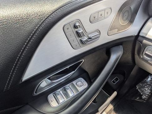 Used 2024 Mercedes-Benz GLE 53 AMG 4MATIC image 23