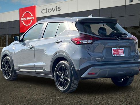 Used 2023 Nissan Kicks SR image 7