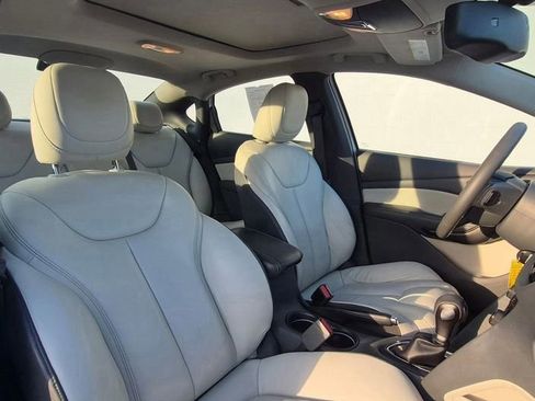 Used 2013 Dodge Dart Limited w/ Premium Group image 4