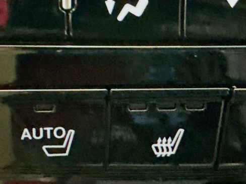 Used 2023 Acura MDX FWD image 23