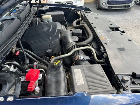 Used 2011 Chevrolet Silverado 1500 W/T RWD image 36