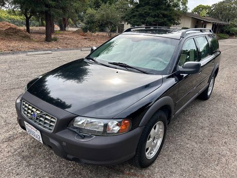 Used 2003 Volvo V70 image 2