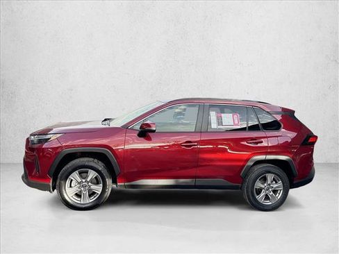 Used 2025 Toyota RAV4 XLE image 4