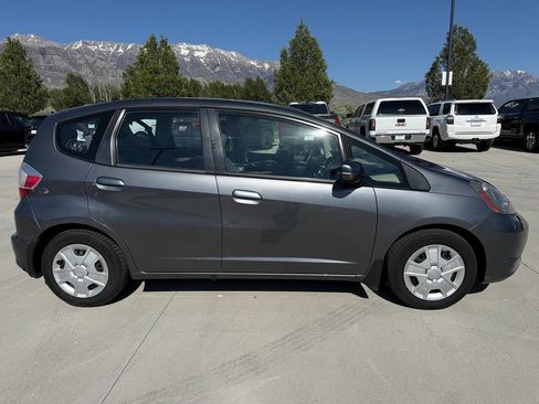 Used 2013 Honda Fit image 2
