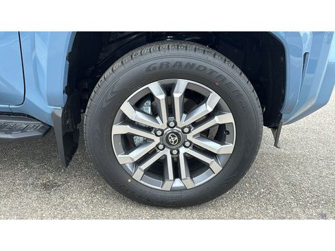 New 2026 Toyota 4Runner Limited AWD/4WD image 72