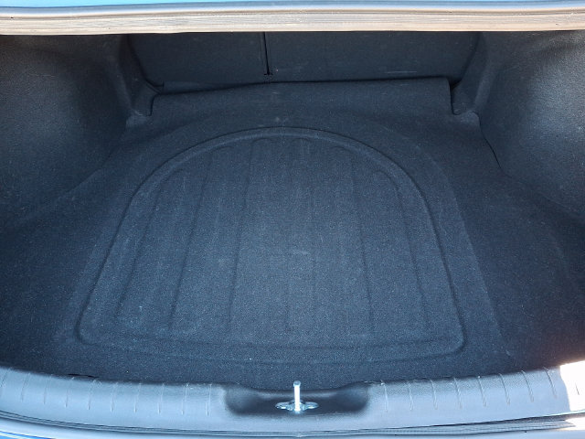 Certified 2025 Hyundai Elantra Limited FWD image 39