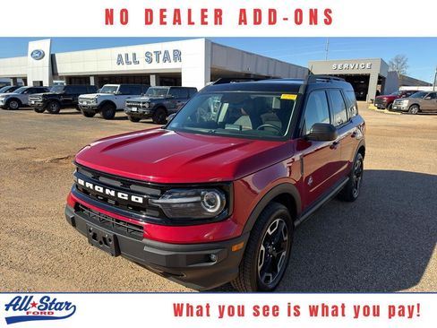 Used 2021 Ford Bronco Sport Outer Banks w/ Outer Banks Package image 1
