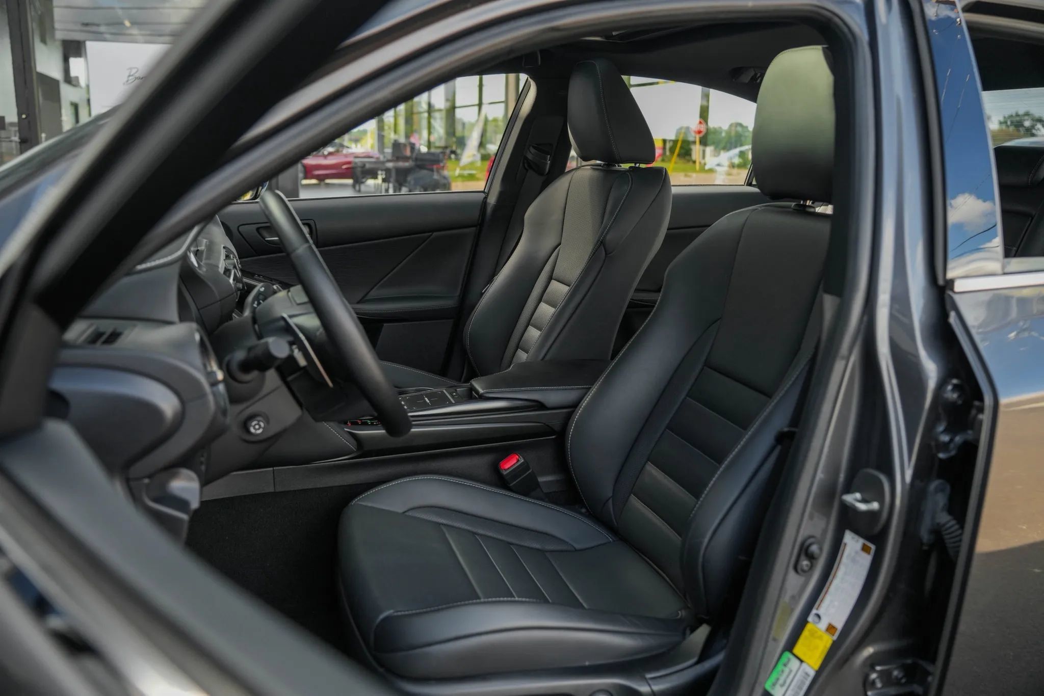 Used 2024 Lexus IS 350 F Sport w/ Memory Package RWD image 12