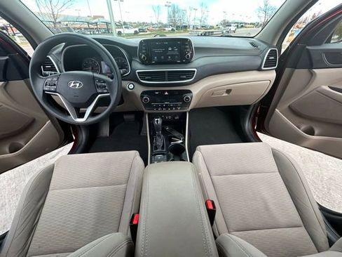 Used 2019 Hyundai Tucson Sport image 18