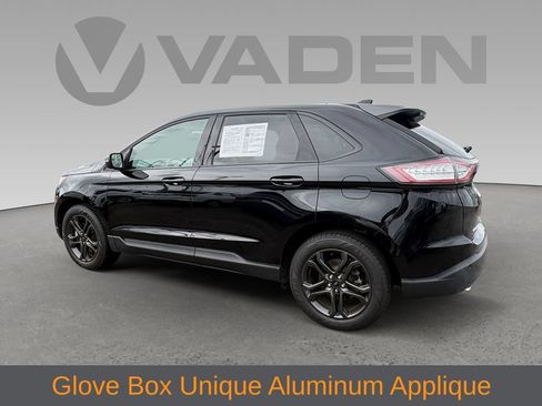 Used 2018 Ford Edge SEL w/ Equipment Group 201A AWD/4WD image 19