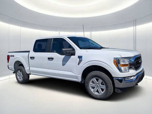 Used 2022 Ford F150 XLT AWD/4WD image 2