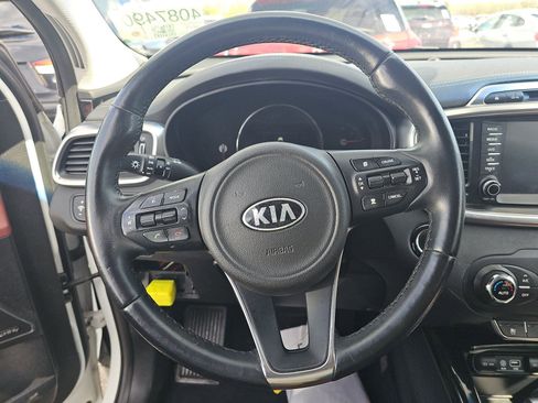 Used 2017 Kia Sorento SX image 14