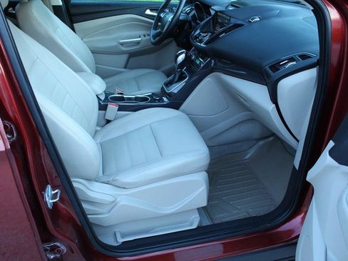 Used 2014 Ford Escape Titanium AWD/4WD image 19