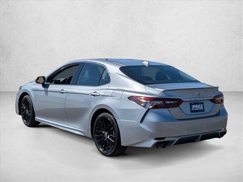 Used 2024 Toyota Camry XSE FWD image 8