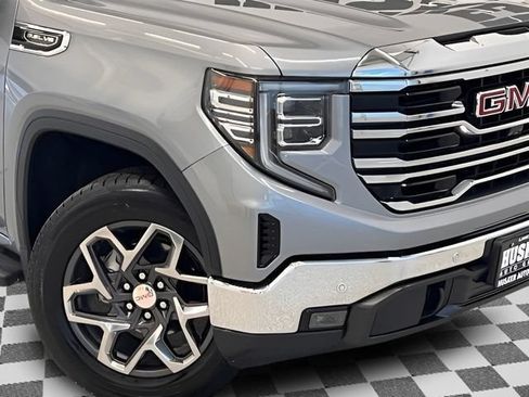 Certified 2024 GMC Sierra 1500 SLT w/ SLT Convenience Package AWD/4WD image 33