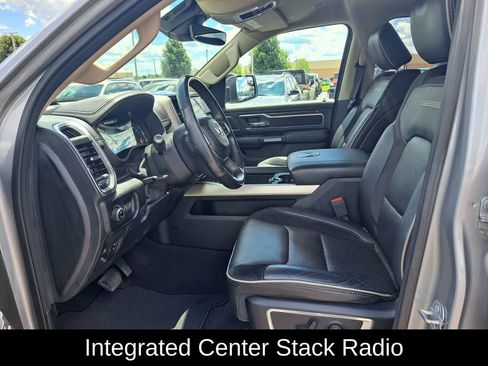 Used 2019 RAM 1500 Laramie AWD/4WD image 9