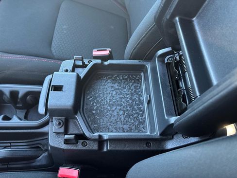 Used 2023 Jeep Wrangler Unlimited Rubicon w/ Xtreme 35 Tire Package image 28