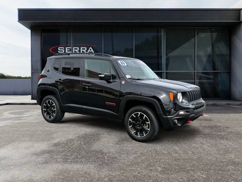 Used 2023 Jeep Renegade Trailhawk AWD/4WD image 7