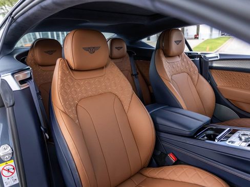 Used 2023 Bentley Continental GT Azure AWD/4WD image 59
