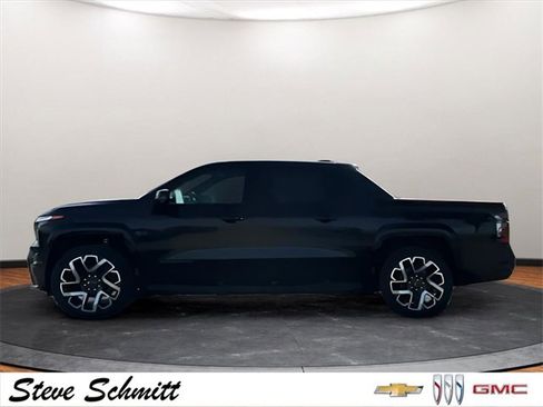 New 2025 Chevrolet Silverado EV RST image 5