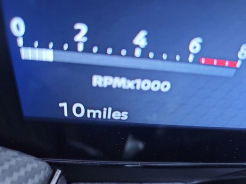 New 2025 Nissan Kicks SR image 16